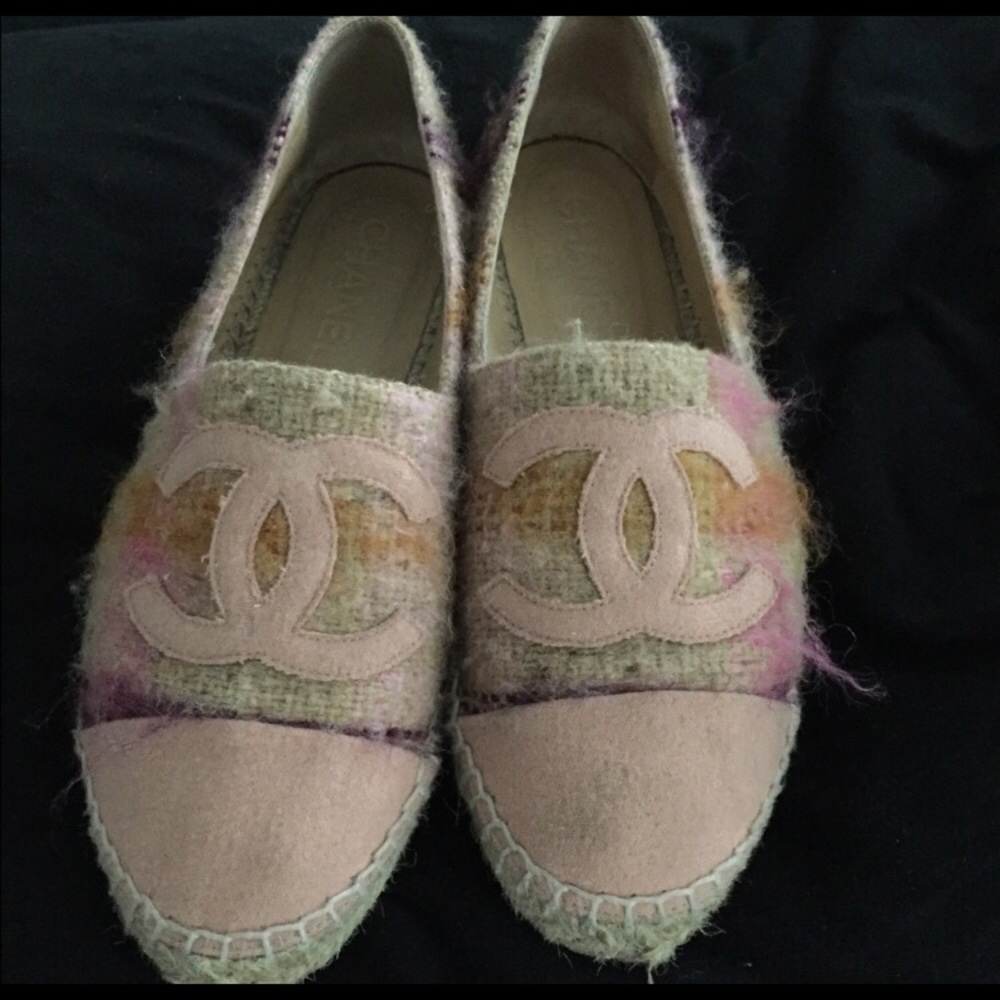 Chanel buddies